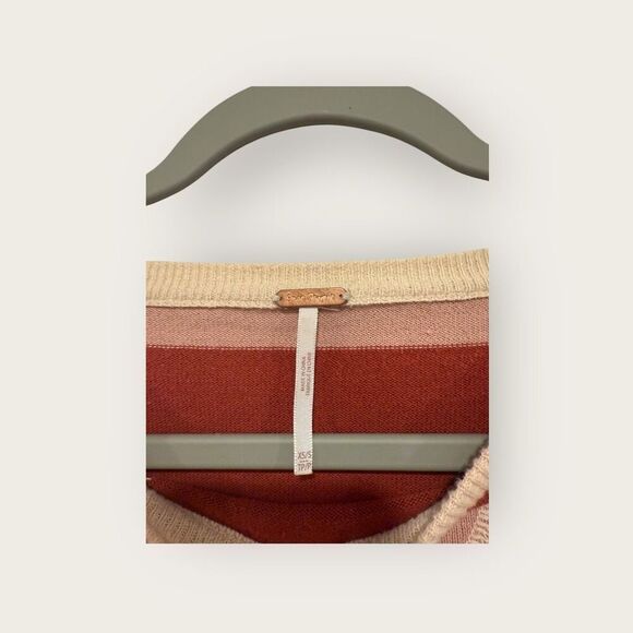 Free People Surfin on Your Stripes Sweater Size XS/S - Picture 5 of 6